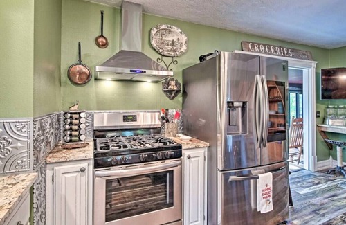 Branson Casa | Cozy glam Branson area private pool/ hot tub
