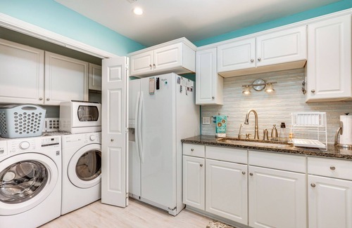 Goose Creek Casa | Cozy Goose Creek Escape w/ Patio & Grill