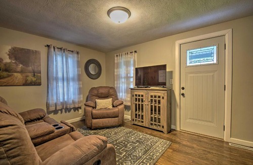 Goshen Casa | Cozy Goshen Farmhouse about 9 Mi to Amish Acres