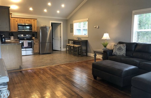 Oneida Casa | Cozy Gray House