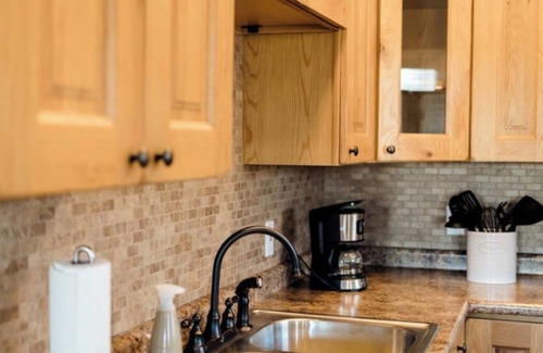 Oneida Casa | Cozy Gray House