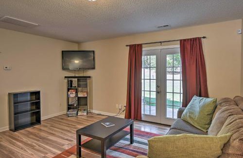 Greensboro Casa | Cozy Greensboro Townhome about 7 Mi to UNC Campus