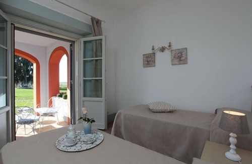 Tarquinia Otro | Cozy ground floor apartment for 4 people.