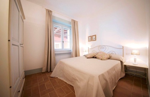 Tarquinia Otro | Cozy ground floor apartment for 4 people.