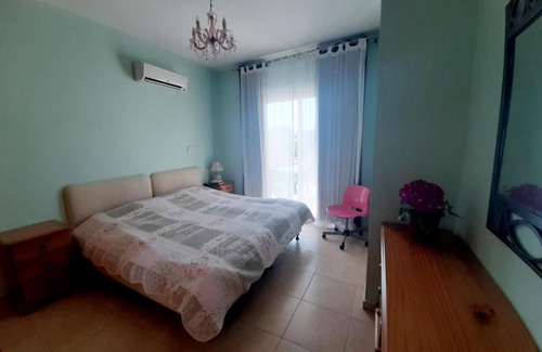 Universal Apartamento | Cozy ground floor apartment with sunny veranda