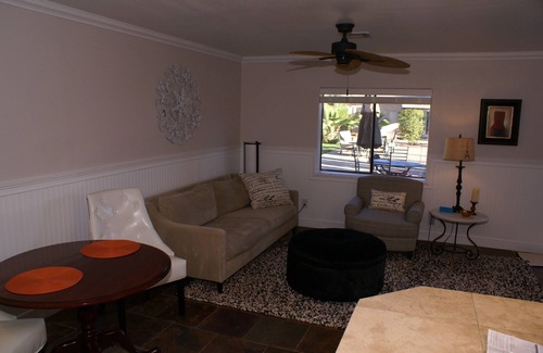 Paradise Valley Village Cabaña | Cozy guest cottage in central Scottsdale, AZ!