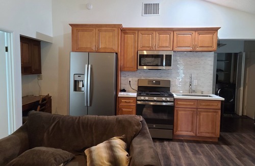 Upland Casa | Cozy Guest Home, Ideally Located, Driveway Parking
