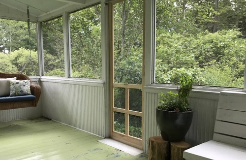 Cushing Cabaña | Cozy Guest House in Midcoast Maine - Dock Access!