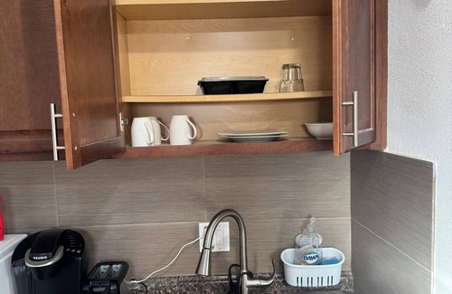 Sylmar Casa | Cozy guest studio house with AC and WiFi in Sylmar CA