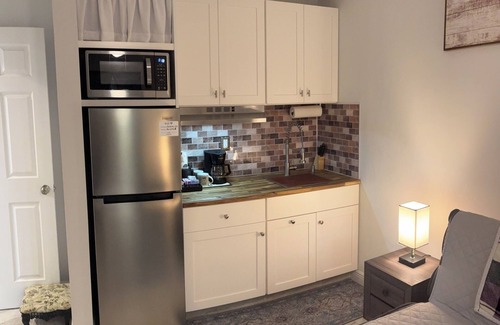 Eisenhower Casa | Cozy Guest Suite with Private Entrance