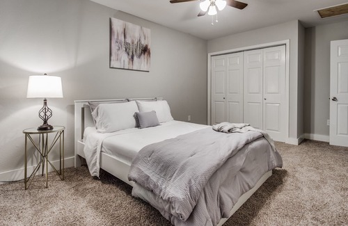 Pleasantville Area Casa | Cozy Guesthouse- 10 min from Downtown Houston!