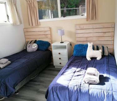 Upper Hutt Casa | Cozy guesthouse at the Rabbithole, Akatarawa Valley