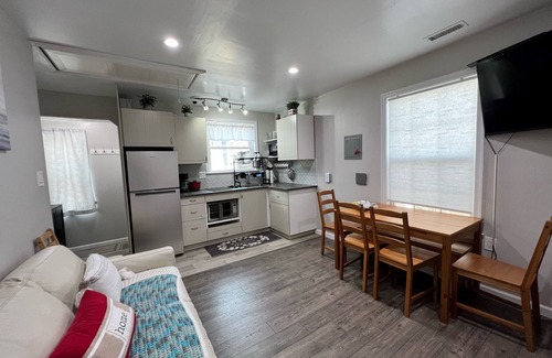 Silver Spring Casa | Cozy Guesthouse w/ free parking, 15 minutes to D.C., Pet Friendly