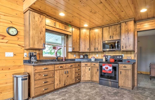 Shipshewana Cabina | Cozy ‘Haven of Rest’ Home w/ Amish Country Views!