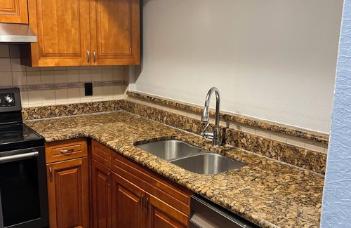 Fairvilla Casa | Cozy Haven w/ Premier Privacy 4bedrm