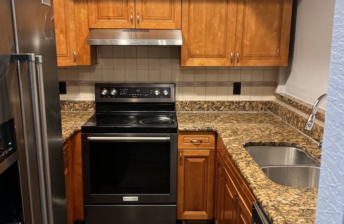 Fairvilla Casa | Cozy Haven w/ Premier Privacy 4bedrm