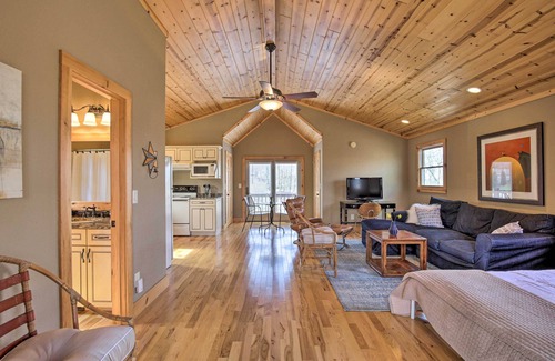 Hayesville Apartamento | Cozy Hayesville Couples Getaway w/ Marina Access!