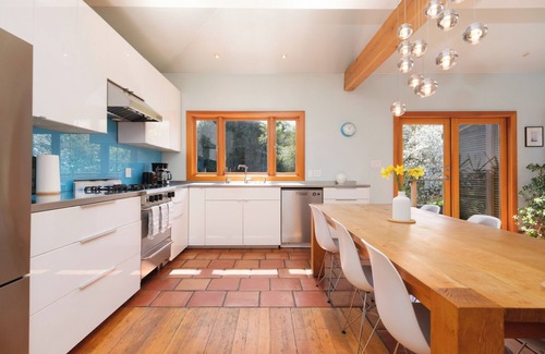 Riley Park Apartamento | Cozy Heritage Home Near Main St