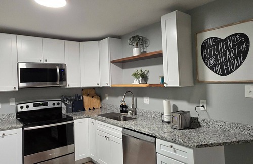 Middletown Casa | Cozy Hershey-Harrisburg Hideout w Hot-tub.