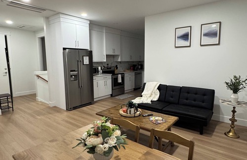 SeaTac Apartamento | Cozy Hidden Gem 2-bedroom apartment with AC, WiFi in pleasant SeaTac