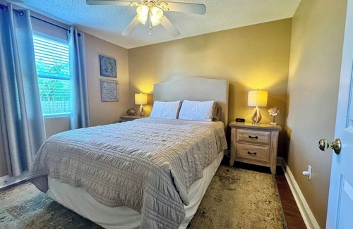 Arabi Casa | Cozy Hidden Gem 2-bedroom townhome in Historic Old Arabi