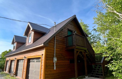 Cape Breton Regional Municipality Apartamento | Cozy hideaway on the beautiful Bras d'Or Lakes. Sunset views and your own beach!