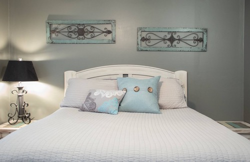 Higgins Lake Cabaña | Cosy Higgins Lake Cottage - ¡EXCELENTE UBICACIÓN!