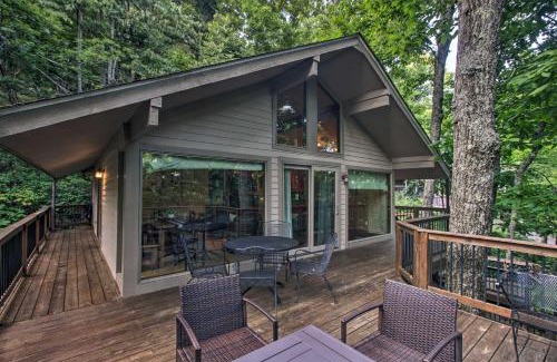 Wintergreen Casa | Cozy Hillside Hideaway in Wintergreen Resort!