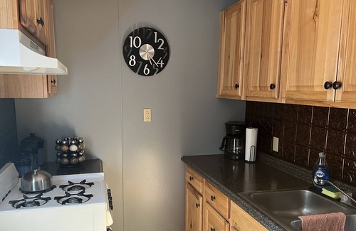 Alanson Cabina | Cozy Hilly Hideaway Cabin near Petoskey, Boyne Falls, Harbor Springs