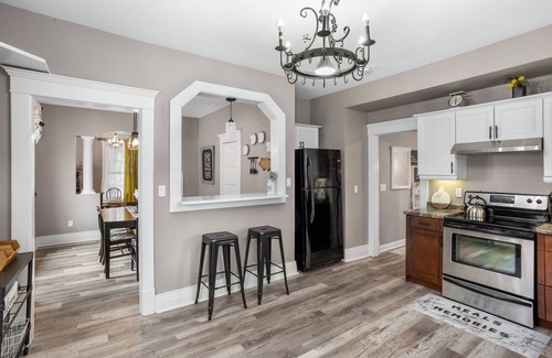 Appleton Casa | ♥ Cozy historic 3BR w/ bridge view! Sleeps 7 ♥