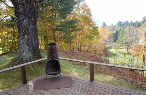 Windsor Cabaña | Acogedora cabaña histórica colina con vista al monte Ascutney