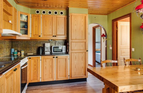 Skebobruk Chalet De Esquí | Cozy holiday accommodation in Skebobruk, Norrtälje | SE13036