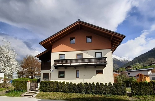 Niedernsill Apartamento | Cozy Holiday Apartment with Mountain View – Your Alpine Retreat!