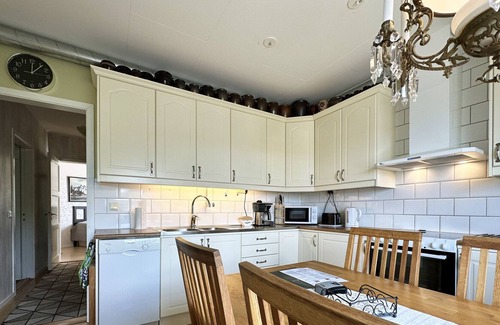 Bohus Apartamento | Cozy holiday apartment in Bohus near Gothenburg | SE09039