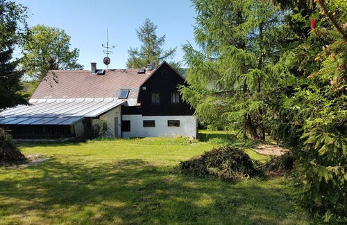 Pernink Casa | Acogedora casa de vacaciones para entusiastas del deporte y amantes de la naturaleza.