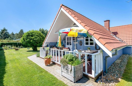 Næsby Strand Casa | Cozy holiday home with character