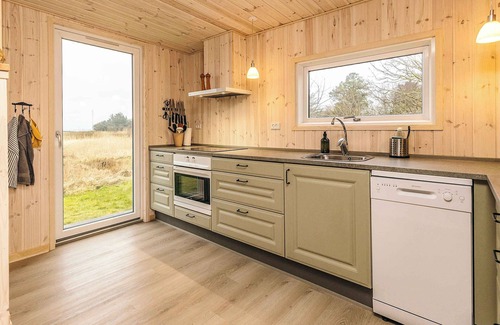 Thyholm Casa | Cozy holiday home with view of Lyngs Drag