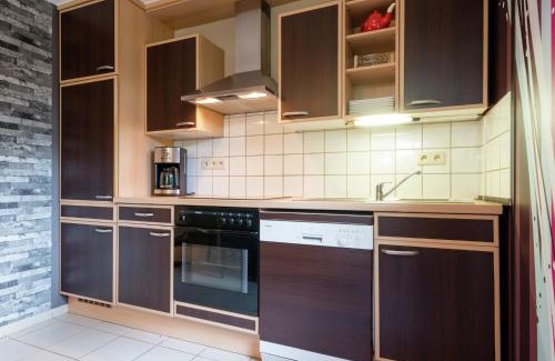 Ovifat Casa | Cozy Holiday Home with Jacuzzi and Sauna in Ovifat