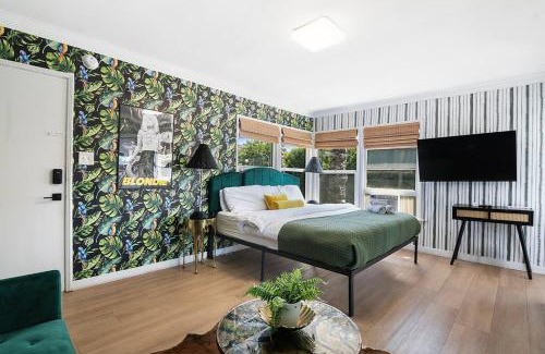 The Flats Apartamento | Cozy Hollywood Studio Updated and Central Location