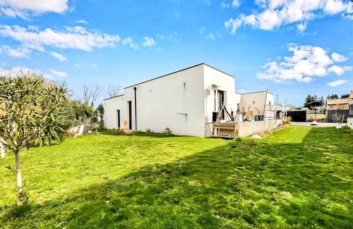 Saint-Cesaire-de-Gauzignan Casa | Acogedora casa en Saint-Césaire-de-Gauzi