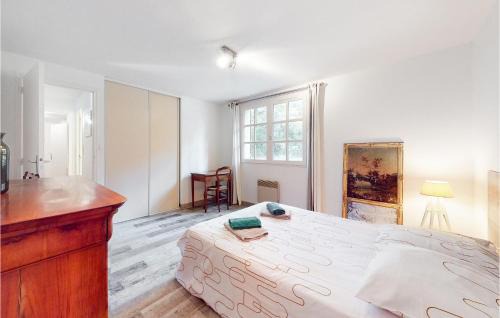 Saint-Georges-de-Didonne Casa | Cozy Home In Saint-Georges-De-Didonne