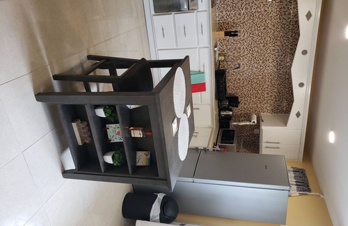 Bellevue Apartamento | Acogedor hogar lejos: apartamento de 1 dormitorio 1 baño totalmente amueblado
