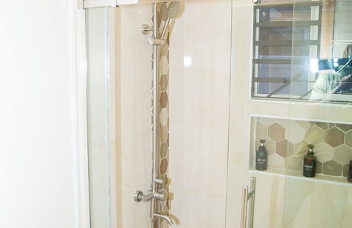 Portmore Casa | Cozy home away from home located 40mins from Kingston's International Airport.