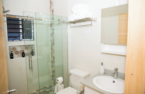 Portmore Casa | Cozy home away from home located 40mins from Kingston's International Airport.