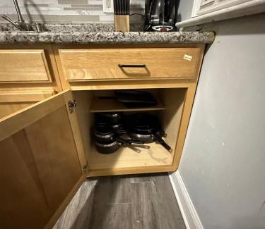Cleveland Apartamento | cozy home away from home