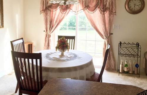 Harrisburg Casa | Acogedor hogar lejos del hogar cerca de Hershey y sus atracciones