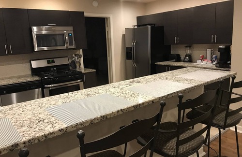 Shearer Hills - Ridgeview Casa | Cozy Home Away from Home Located Perfectly in the Heart of San Antonio.