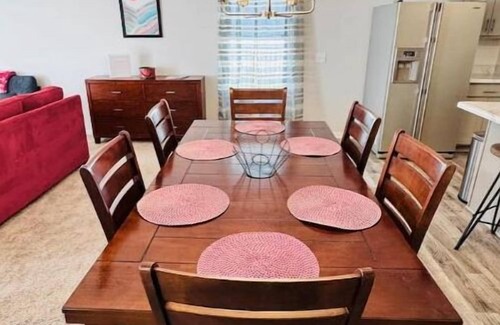 Southport Casa | Cozy Home Away in Southport!