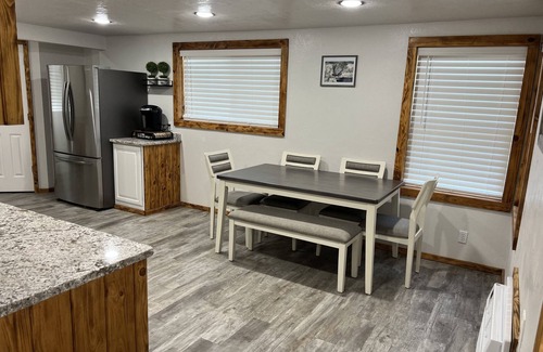 Glendale Casa | Cozy Home Between Zion & Bryce Canyon