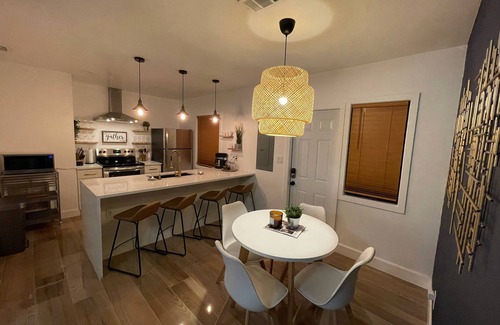 Downtown Fort Lauderdale Casa | Cozy Home-Close to Downtown, Beaches & Restaurants